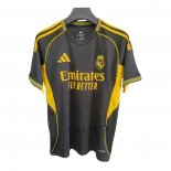 Maglia Real Madrid Special 2025-2026 Nero Giallo Thailandia