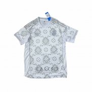 Maglia Real Madrid Special 2025-2026 Bianco Grigio Thailandia