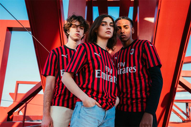 Maglie calcio Milan poco prezzo 2019 2020